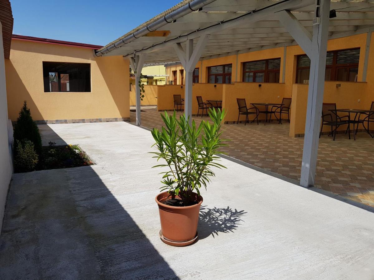 فندق Resting House براشوف المظهر الخارجي الصورة
